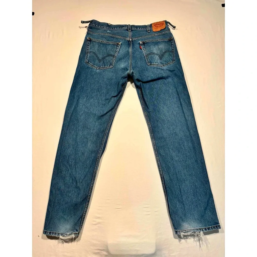 Levis 505 Regular Fit Jeans Mens 38x34 Medium Wash Blue Straight Leg Denim